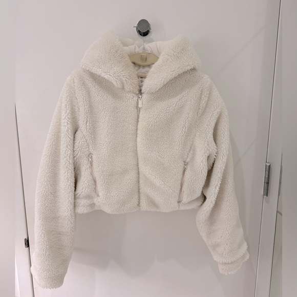 ALO YOGA LA Sherpa Jacket - IVORY - Picture 3 of 8